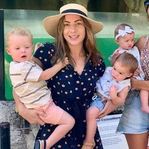 Meet your Posher, Larissa